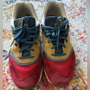 New Balance 997 Sneakers